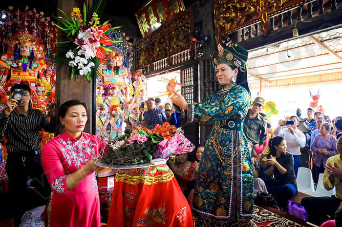 Expats in SaiGon Vietnam