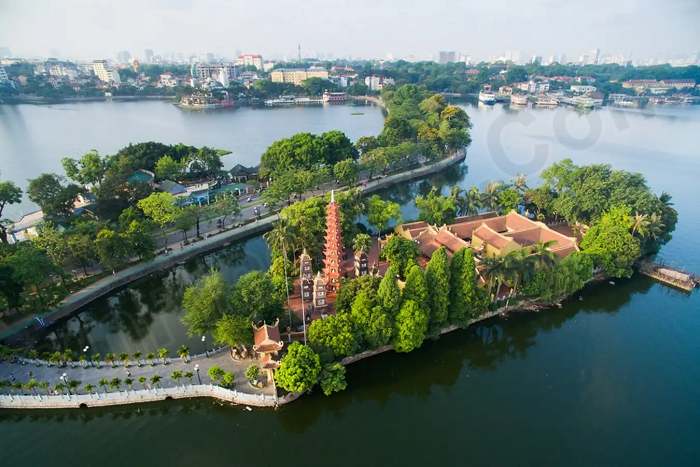 Expats in HoiAn Vietnam